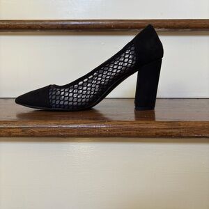 Excellent Condition!! Marc Fisher Black Mesh Block Heel Shoes